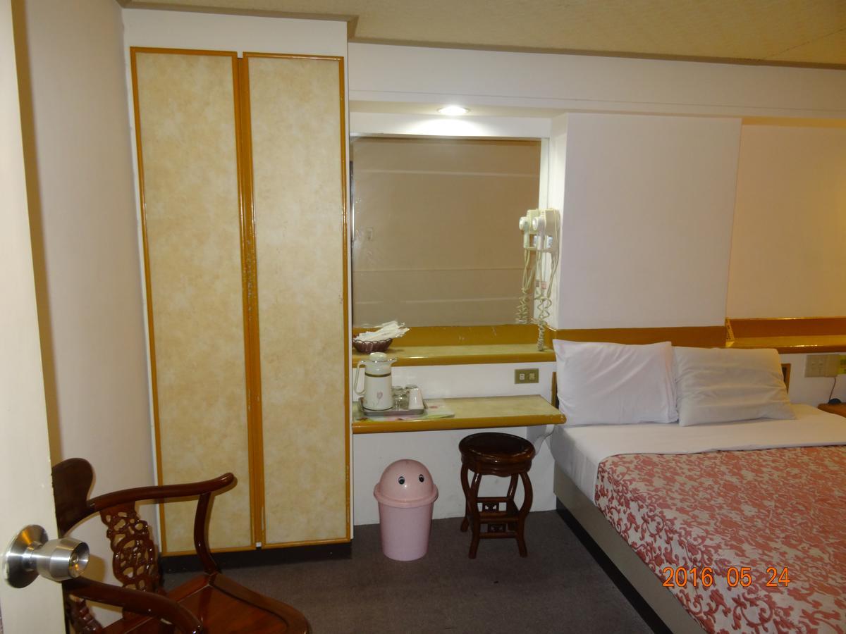 Jia Xin Hotel Jiayi Zewnętrze zdjęcie