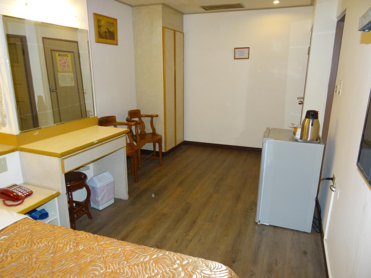 Jia Xin Hotel Jiayi Zewnętrze zdjęcie